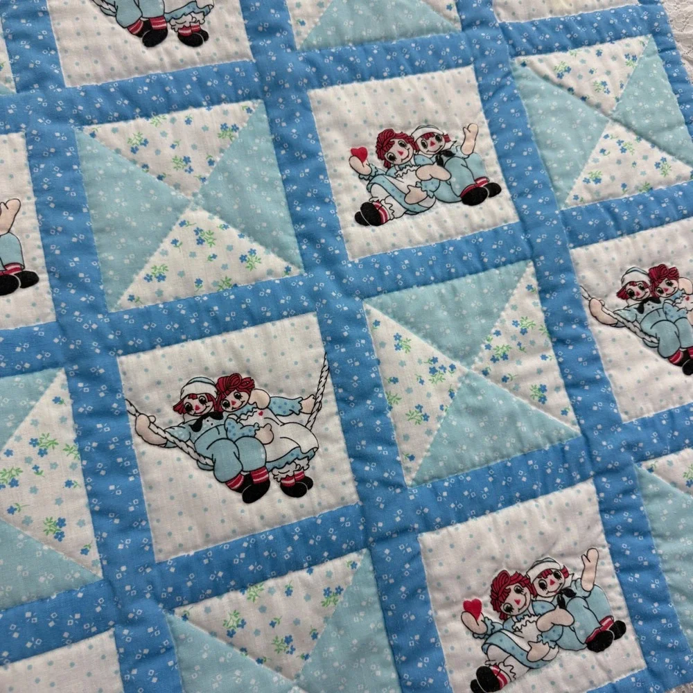 Vintage Raggedy Ann Andy Baby Quilt Blanket Blue White Lace Trim 44x40 Patchwork